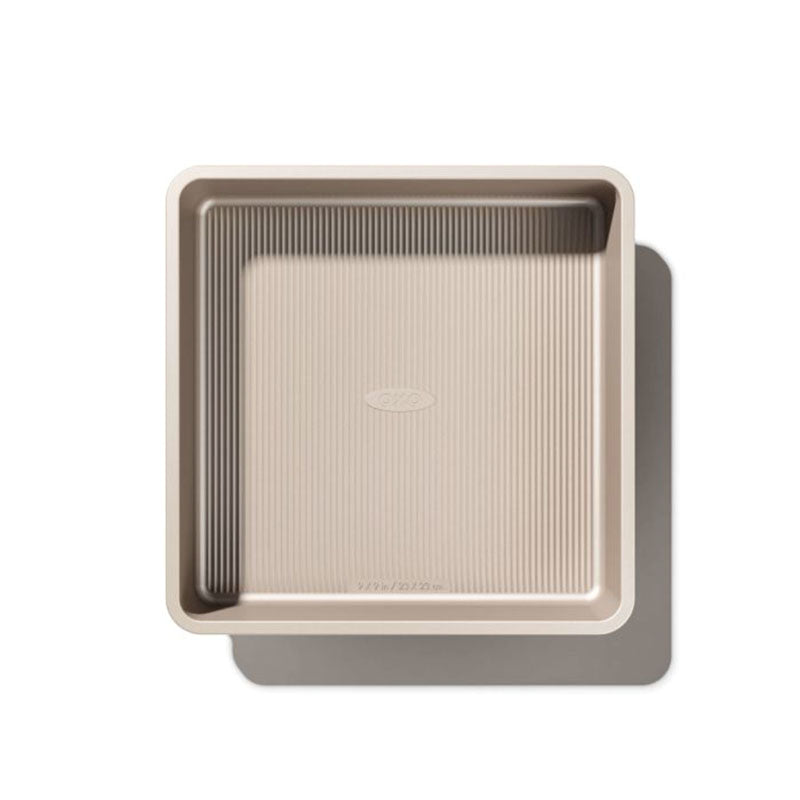 OXO GG NON-STICK PRO CAKE PAN -9-IN SQUARE - OXO - Compralo en CorinneRegalos.com