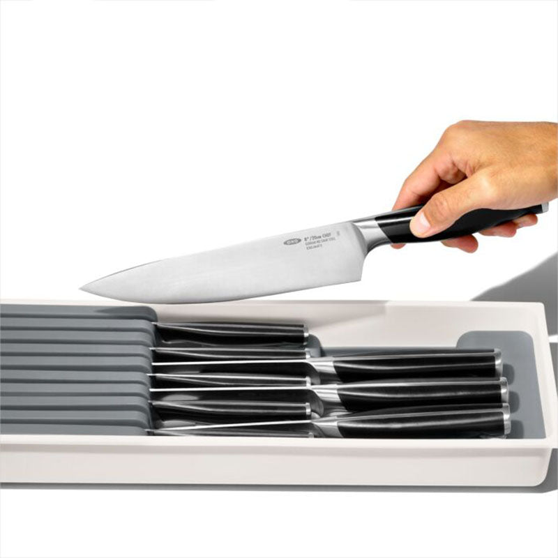 Compact Knife Drawer Organizer - OXO - Compralo en CorinneRegalos.com