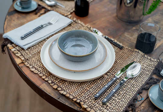 El table-setting va más allá de la mesa