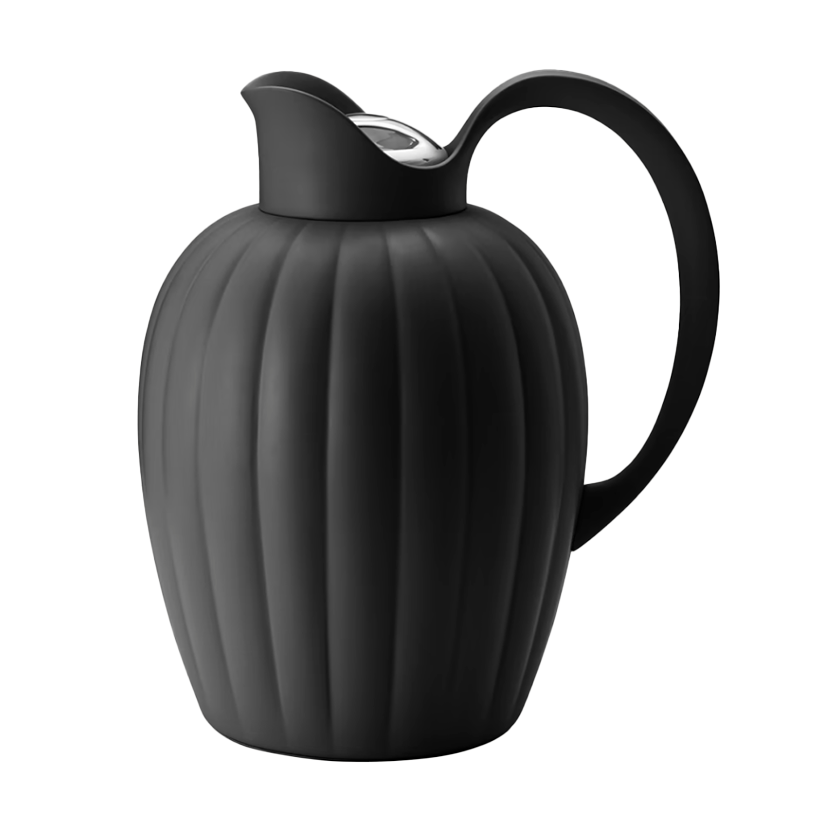 BERNADOTTE THERMO JUG BLACK & SS LID PP & ABS PLASTIC, 33.8 OZ - GEORG JENSEN - Compralo en CorinneRegalos.com