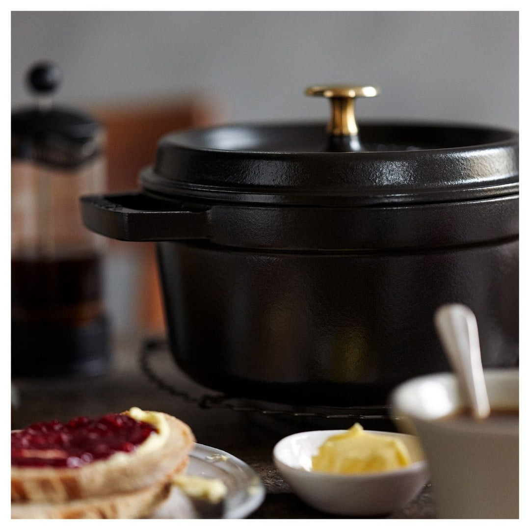 LA COCOTTE COCOTTE 20CM 2.20L BLACK CAST IRON ROUND