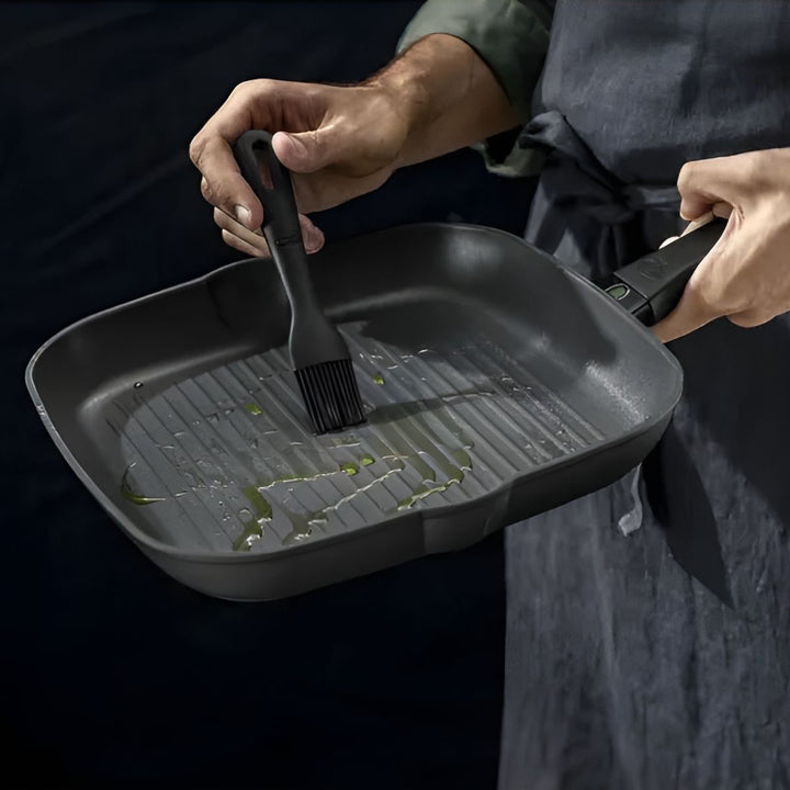 PASTRY BRUSH 17 CM BLACK SILICONE