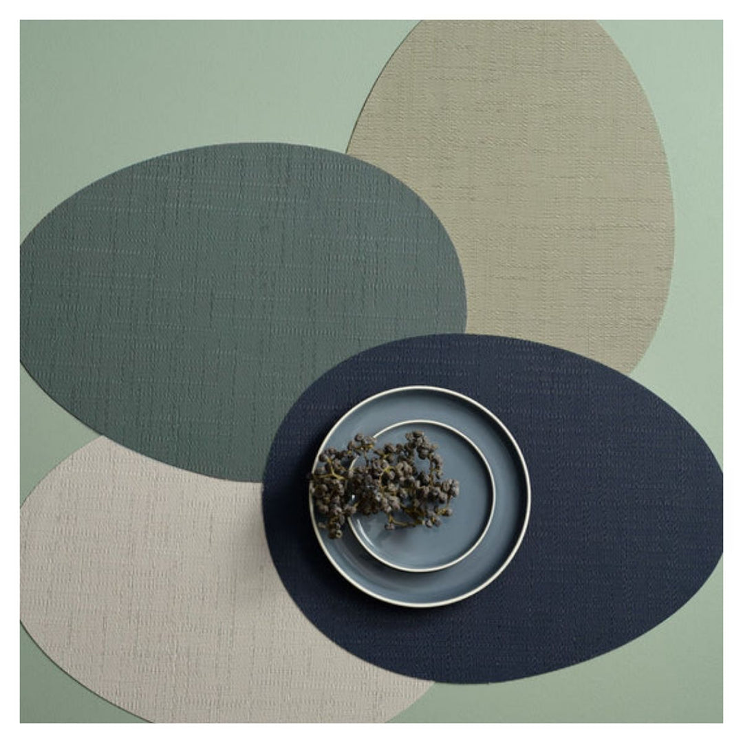 placemat, feather