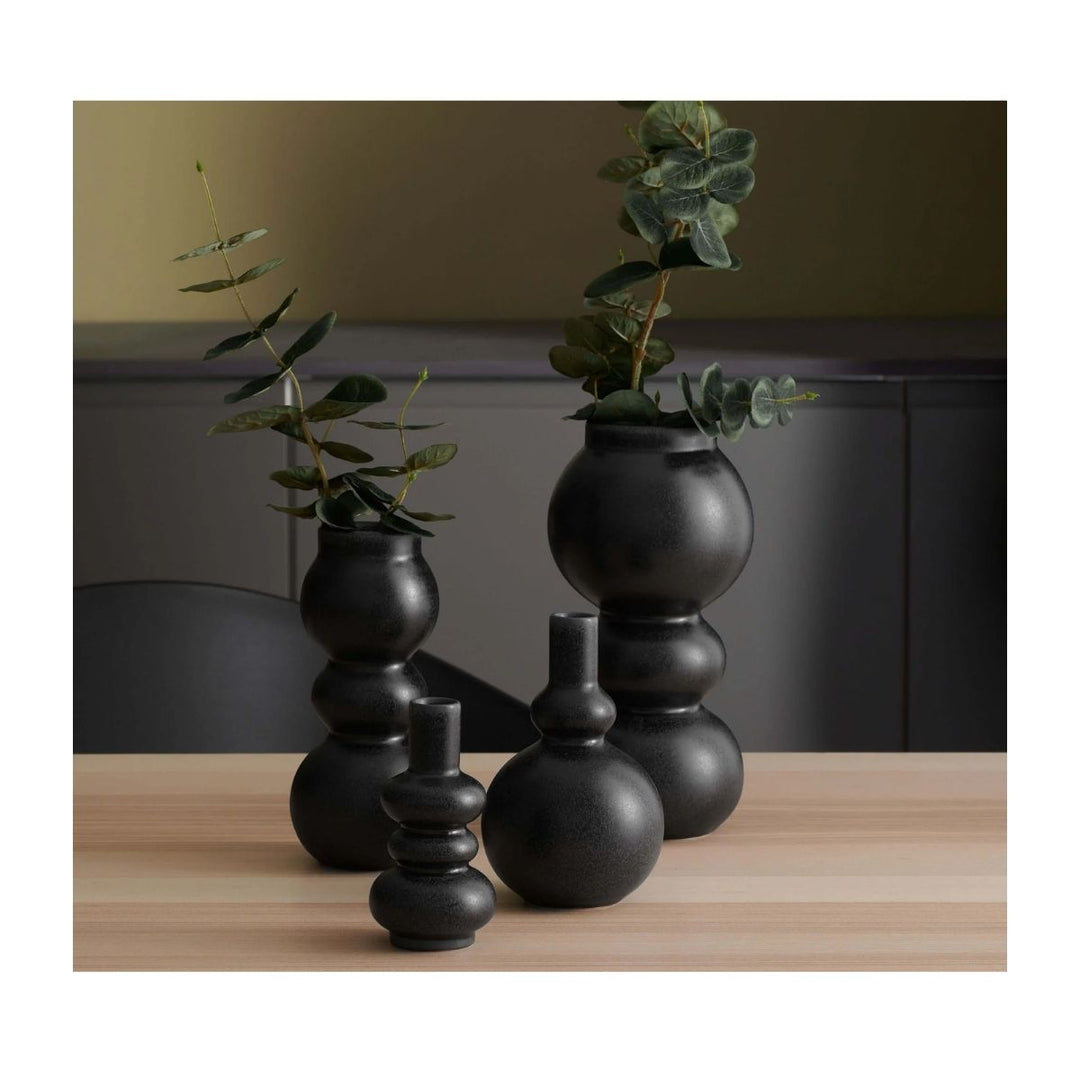 VASE, BLACK IRON D. 5,5/8 CM, H. 19 CM