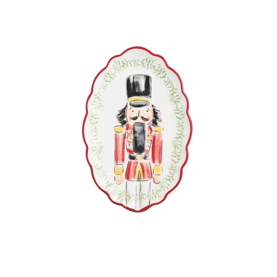 NUTCRACKER RED SCALLOP PLATTER - MUD PIE - Compralo en CorinneRegalos.com