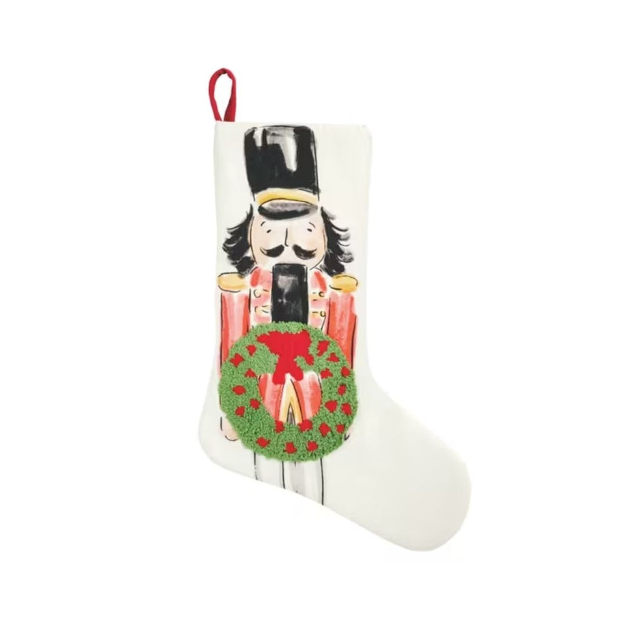 WREATH NUTCRACKER EMBROIDERED STOCKING (RED) - MUD PIE - Compralo en CorinneRegalos.com