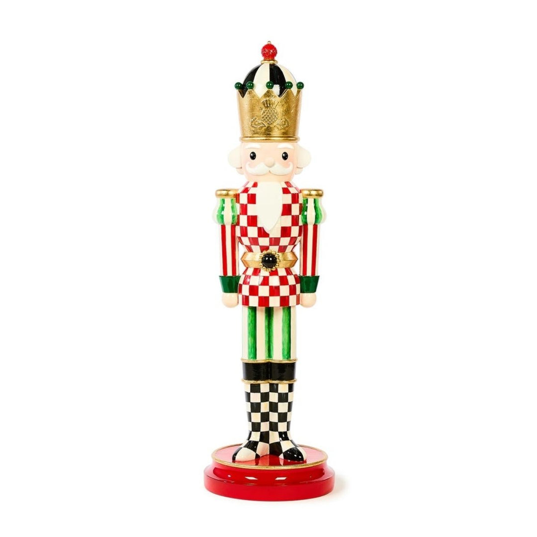 CHECK IT OUT SMALL TROPHY NUTCRACKER - MACKENZIE-CHILDS - Compralo en CorinneRegalos.com