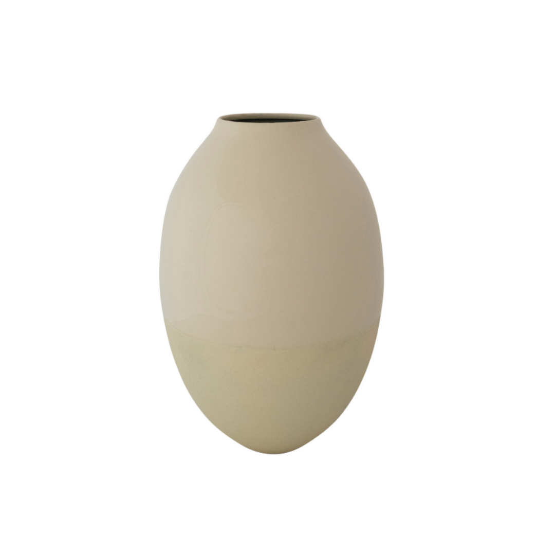 ENAMELED METAL VASE, CREAM COLOR - CREATIVE COOP - Compralo en CorinneRegalos.com