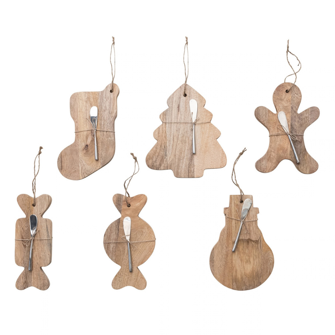 S/2 10-1/4"L-11"L WOOD CUTTINGBOARD W SPREADER, 6 STYLES - CREATIVE COOP - Compralo en CorinneRegalos.com