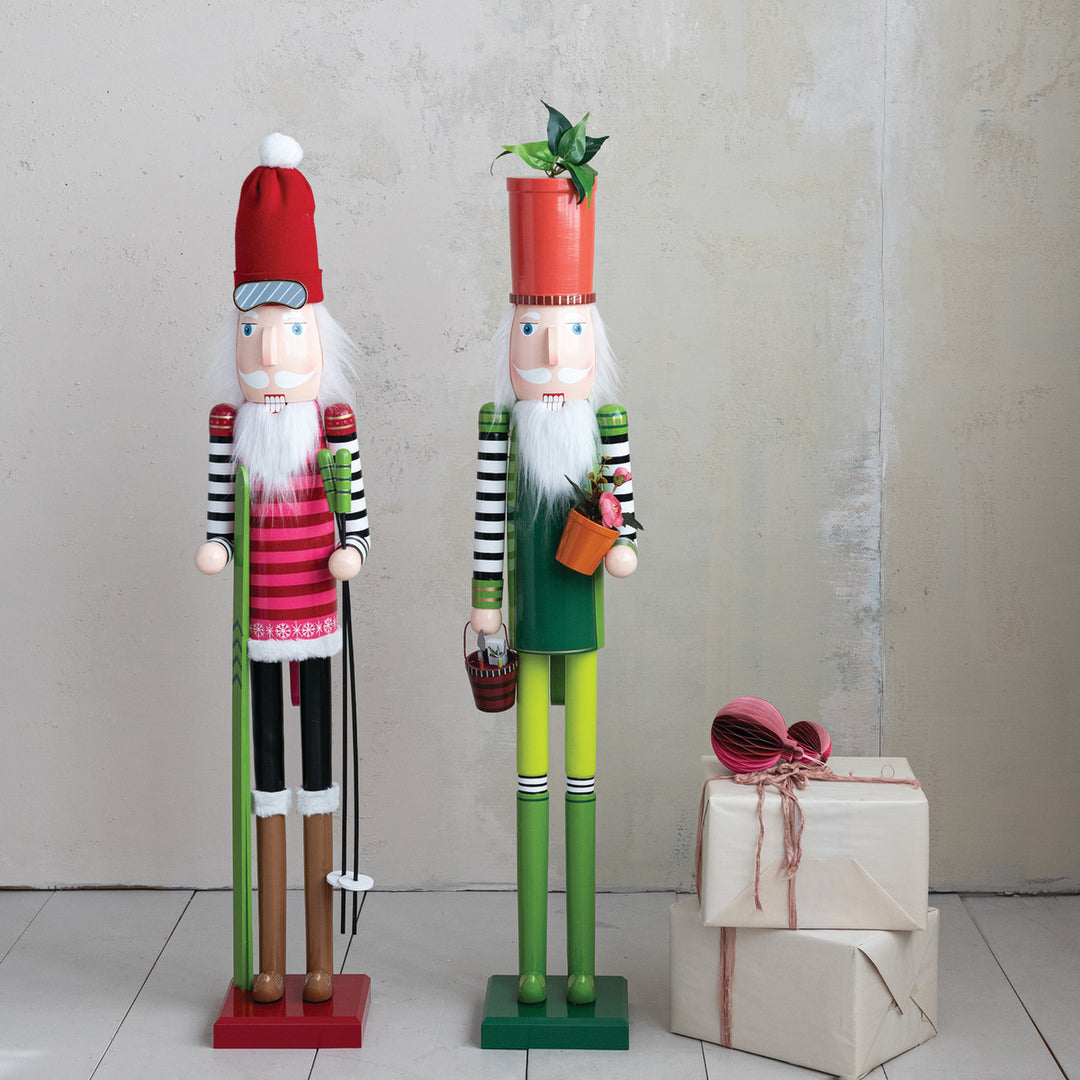 10-1/2LX48H WOOD NUTCRACKER