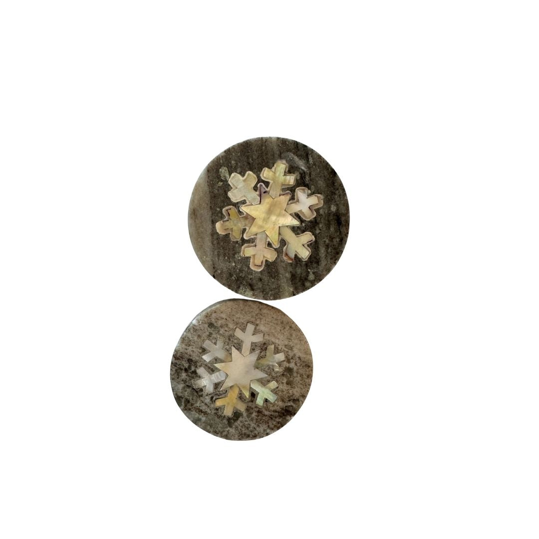 S/4 MARBLE COASTERS W MOTHER OF PEARLSNOWFLAKE INLAY - CREATIVE COOP - Compralo en CorinneRegalos.com