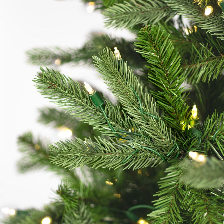"12' X 83"" King Spruce LED1800 WmWht"