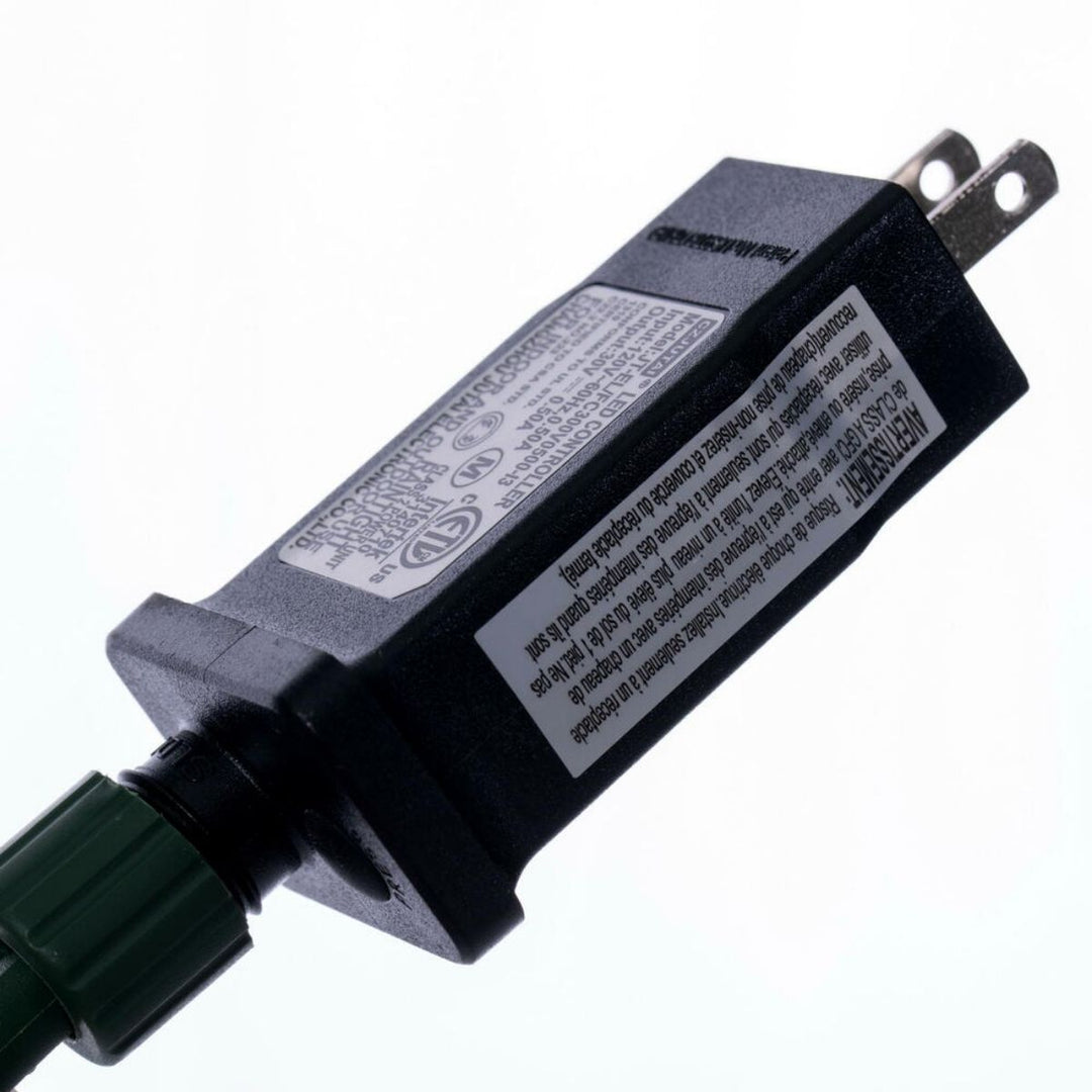 7.5' X 22 SNOWY FLOCKED ALPINE 1980WW