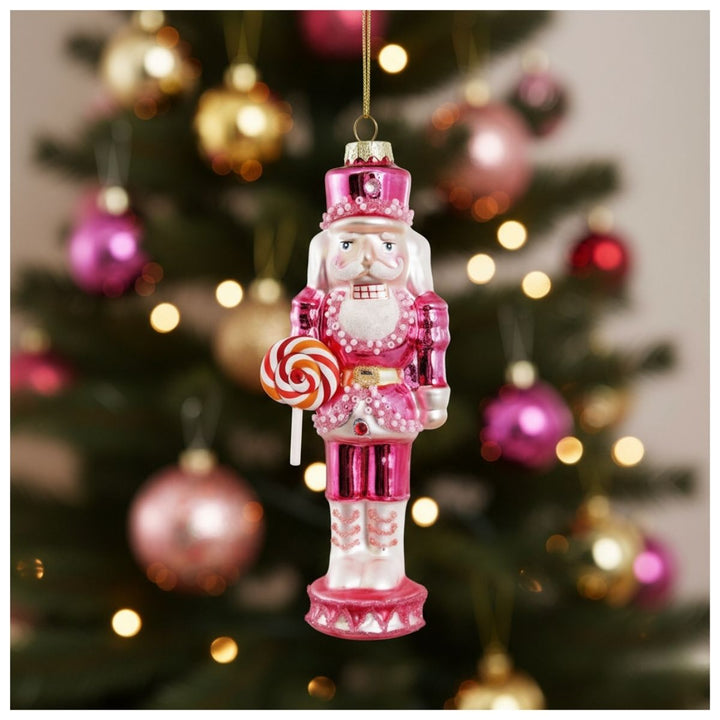 GLASS NUTCRACKER PINK 15CM