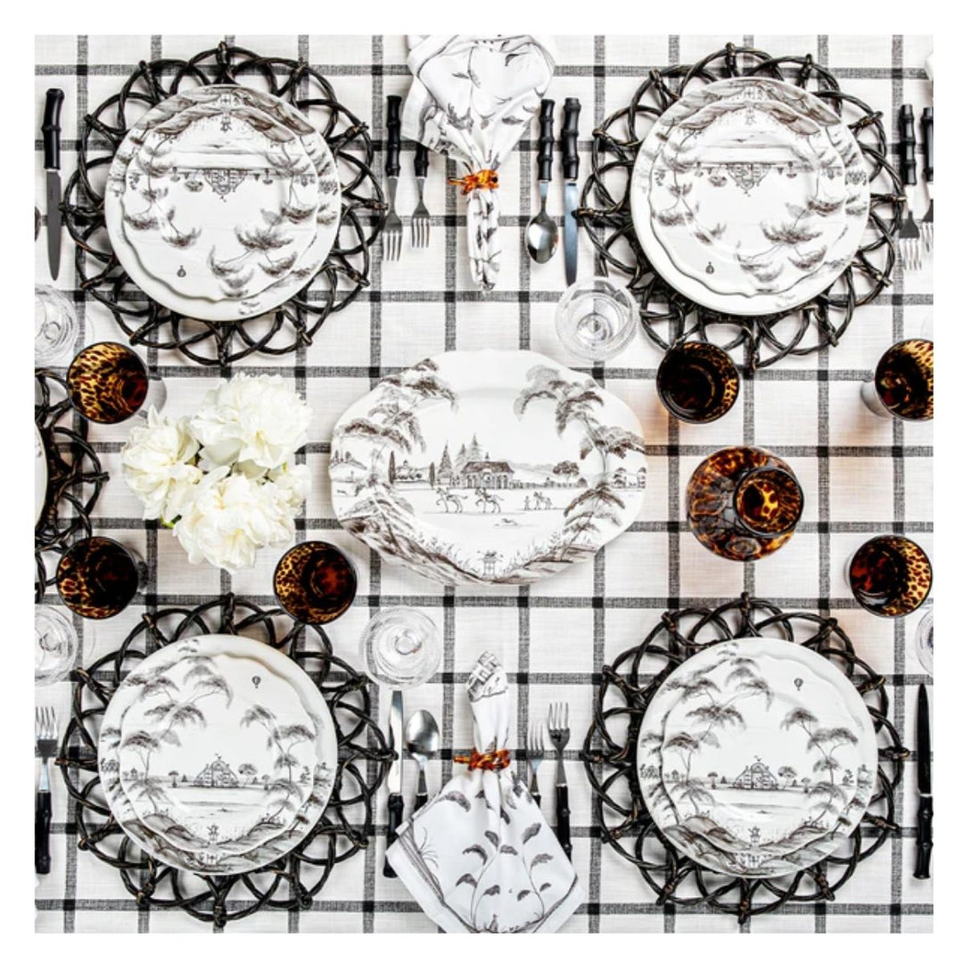 COUNTRY ESTATE FLINT SIDE/COCKTAIL PLATE STABLE