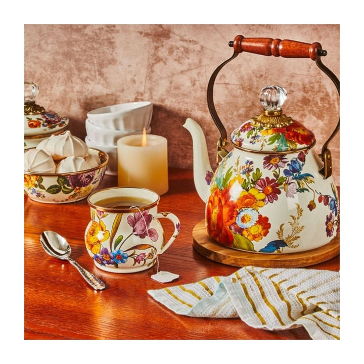 WHITE FLOWER MARKET MUG