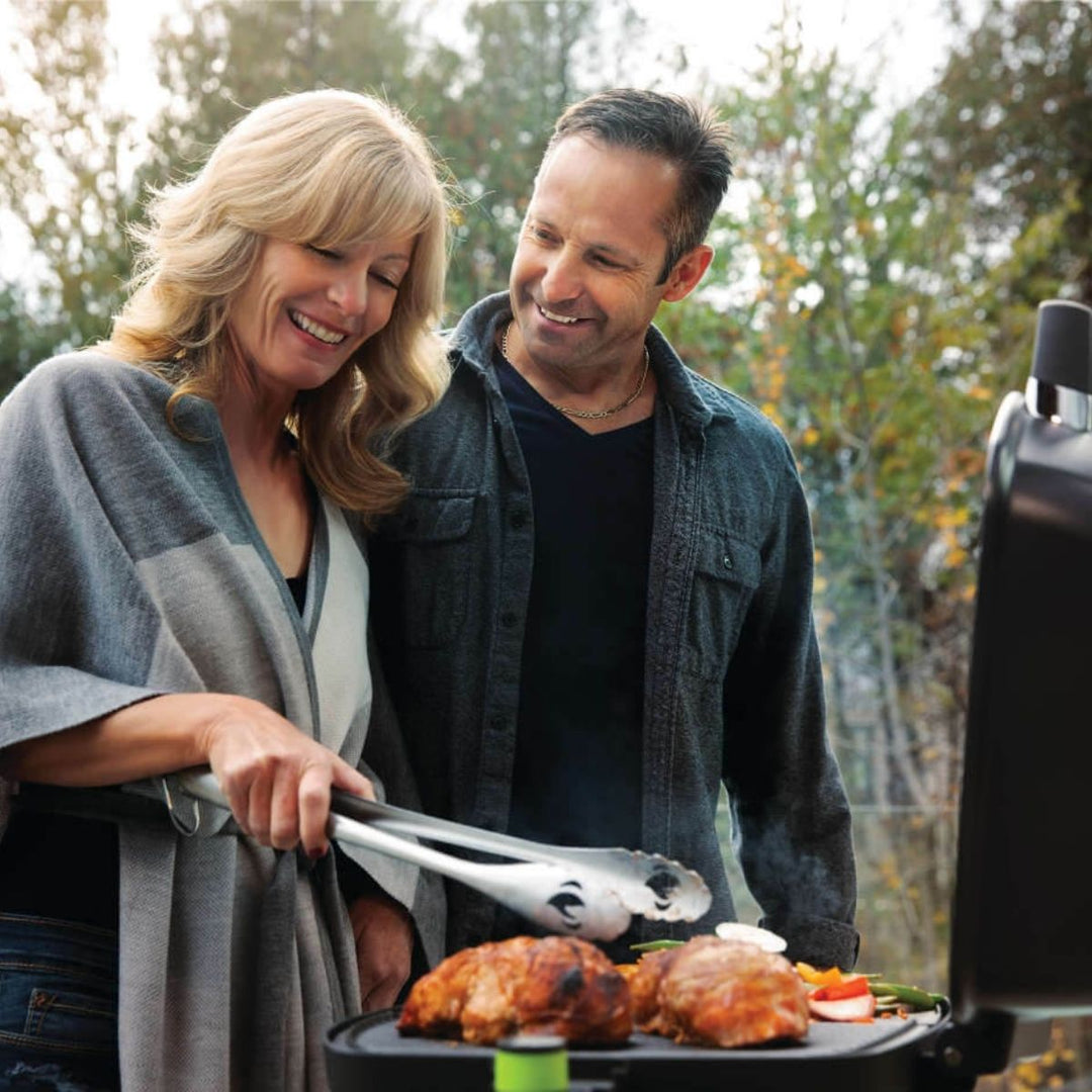 TRAVELQ PRO285E PORTABLE ELECTRIC GRILL BLACK