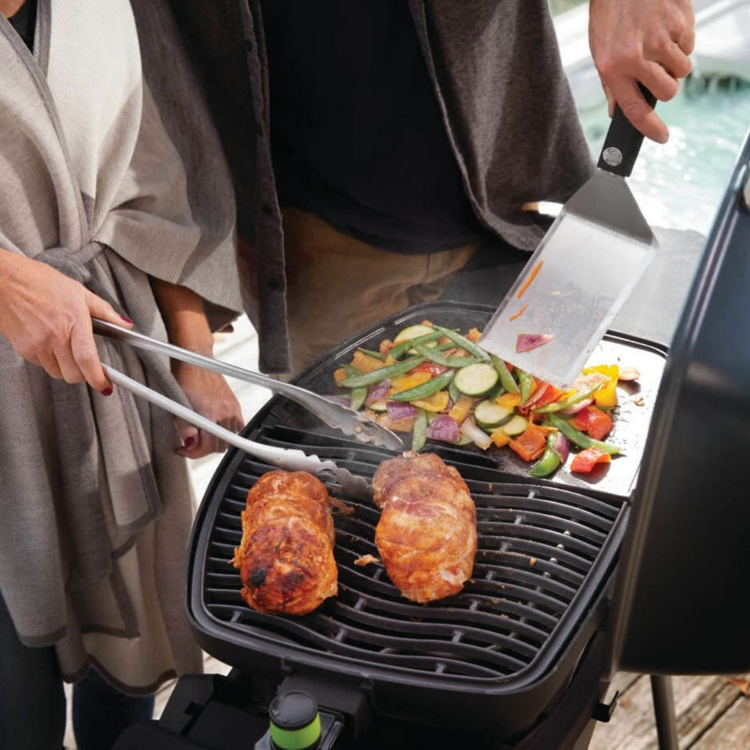 TRAVELQ PRO285E PORTABLE ELECTRIC GRILL BLACK