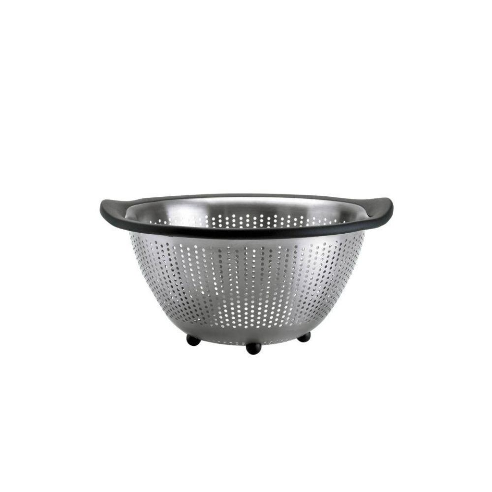 OXO GG  5 QT SS COLANDER - Disponible en Corinne Regalos