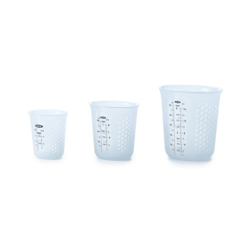 OXO GG SQEEZE & POUR SILICONE MEASURING CUP SET - OXO - Compralo en CorinneRegalos.com