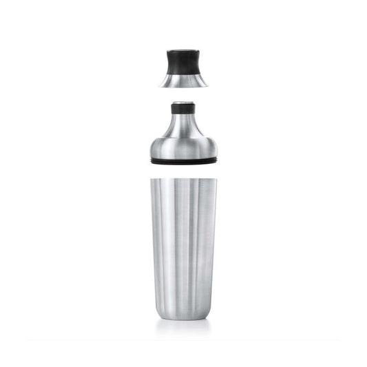 "SteeL™ Single Wall Cocktail
Shaker" - OXO - Compralo en CorinneRegalos.com