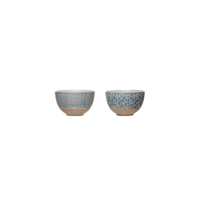 "4-3/4"" Round Stoneware Bowl, Blue & White, 2 Styles" - CREATIVE CO-OP - Compralo en CorinneRegalos.com
