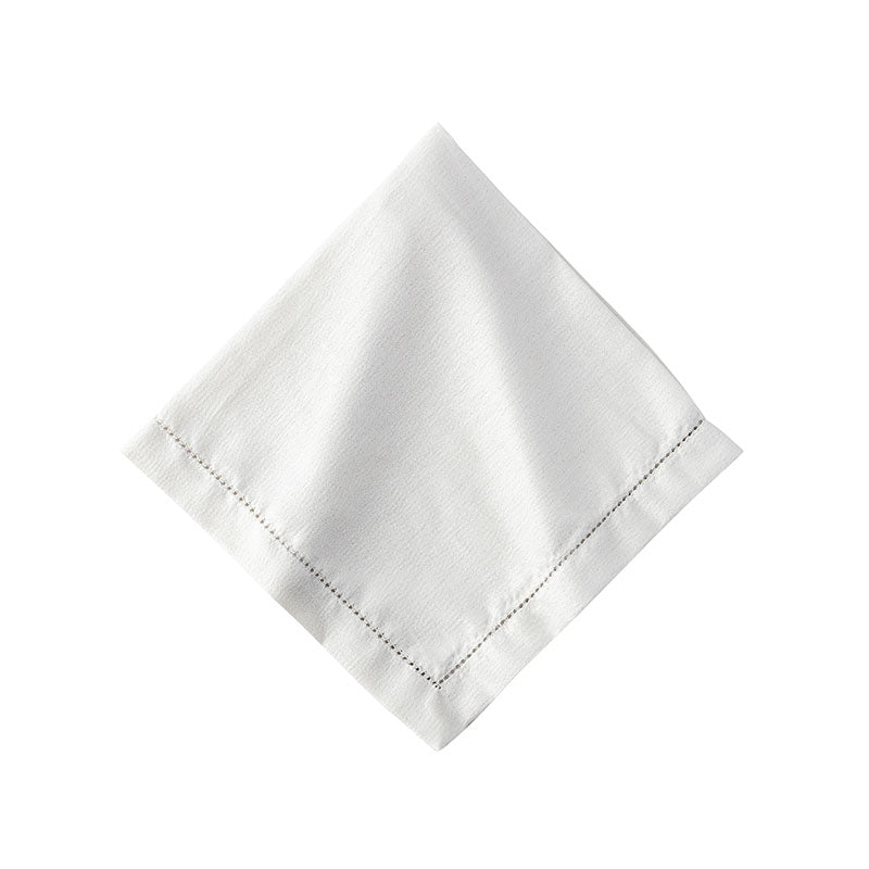 Heirloom Silver Metallic Napkin - Disponible en Corinne Regalos