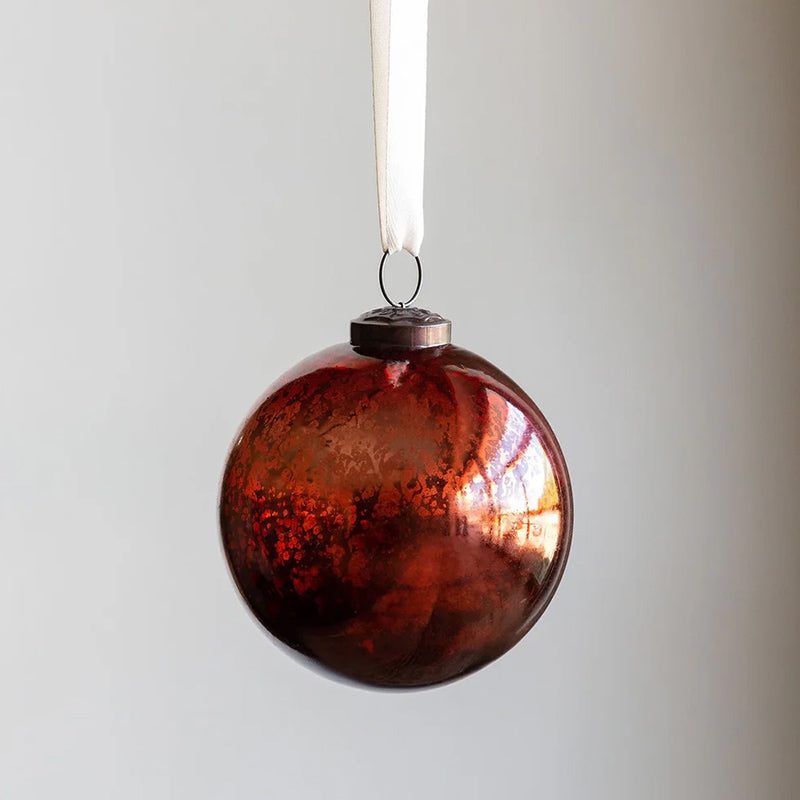 "Antique Mercury Glass Ball Ornament, Plum, Small" - PARK HILL - Compralo en CorinneRegalos.com